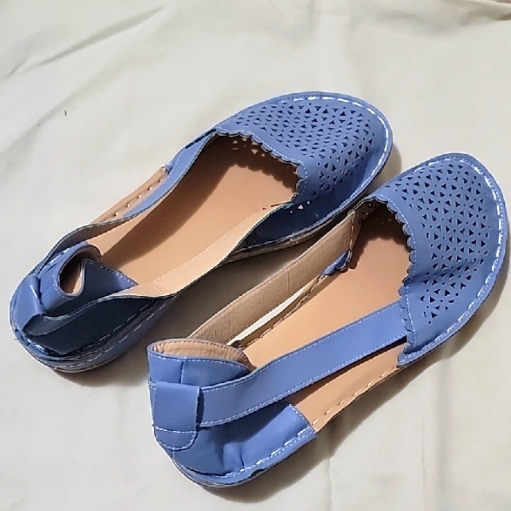 NWOT Women's Blue Slip-On Shoes SIZE 42 / Size 10